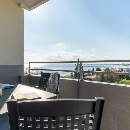 Vier-jahreszeiten-haus-iii-wohnung-53 Lägenhet